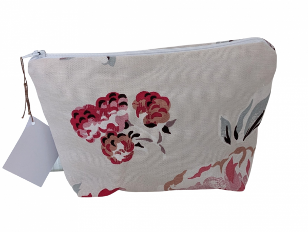 Make Up Bag in Cath Kidston Brampton Bunch Floral